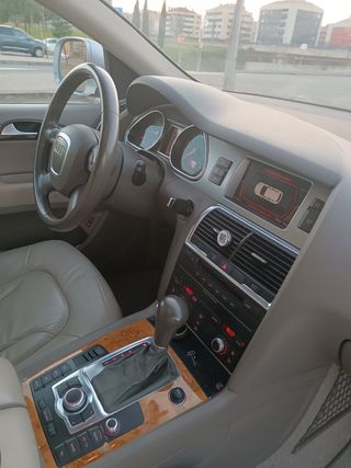 Audi Q7 2006