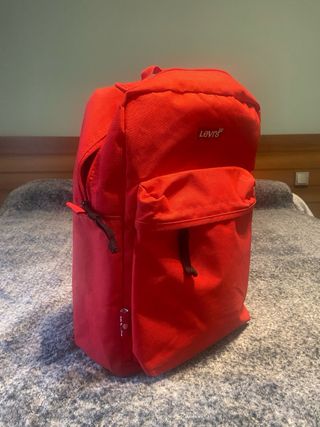 Mochila roja Levi’s
