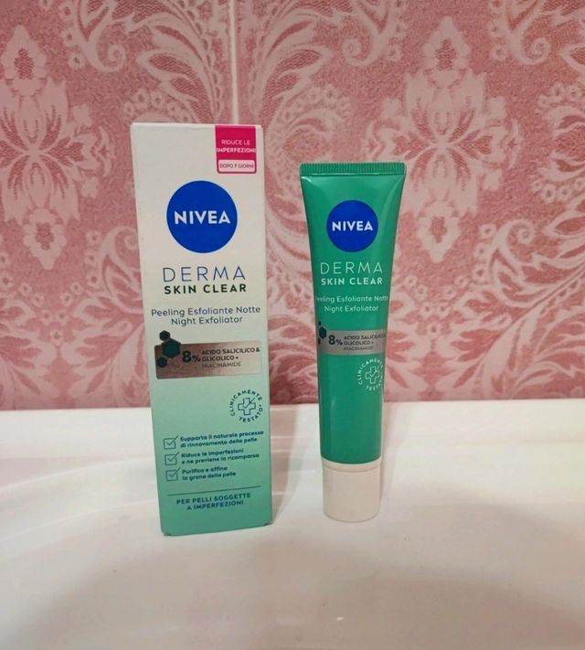 Nivea Derma Skin Clear 