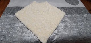 PONCHO PELO SINTÉTICO
