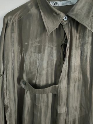 Camisa satinada oversize, nueva