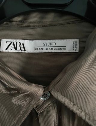 Camisa satinada oversize, nueva