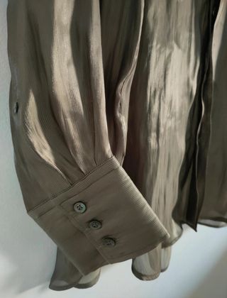 Camisa satinada oversize, nueva