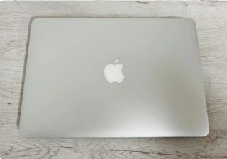 MacBook pro i5