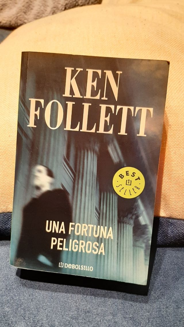 Una fortuna peligrosa / A Dangerous Fortune (Spanish Edition)