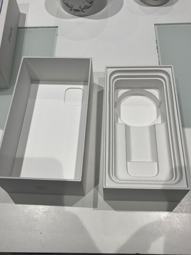Caja iPhone 11 64 GB