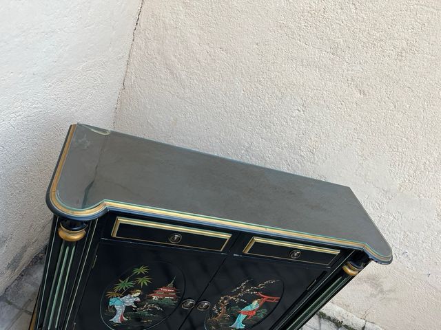 Taquillón estilo japonés