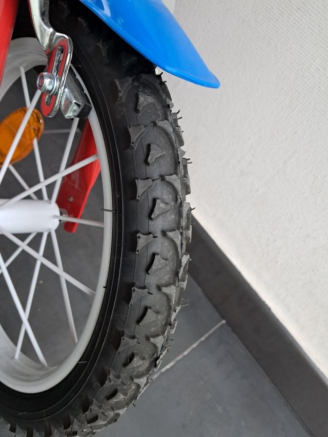 Bicicleta patrulla canina nueva