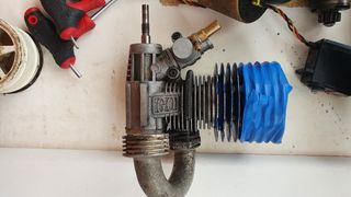 Motores RC completos e para peças