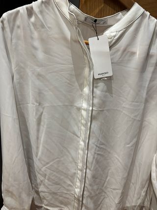 Blusa sin estrenar Mango