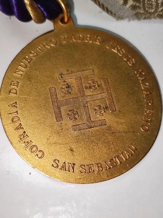 Antigua medalla Cofradía de Nuestro Padre Jesús