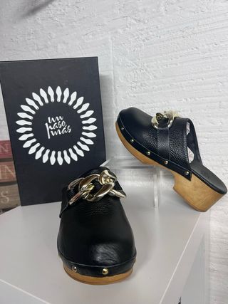 Zueco piel  Un PASO MÁS TALLA 38 NUEVO