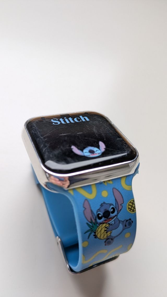 Reloj Stitch