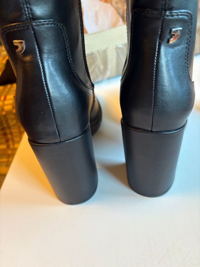 Botas altas Giosseppo