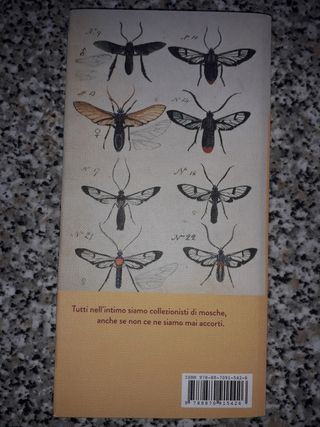Libro "L'arte di collezionare mosche"