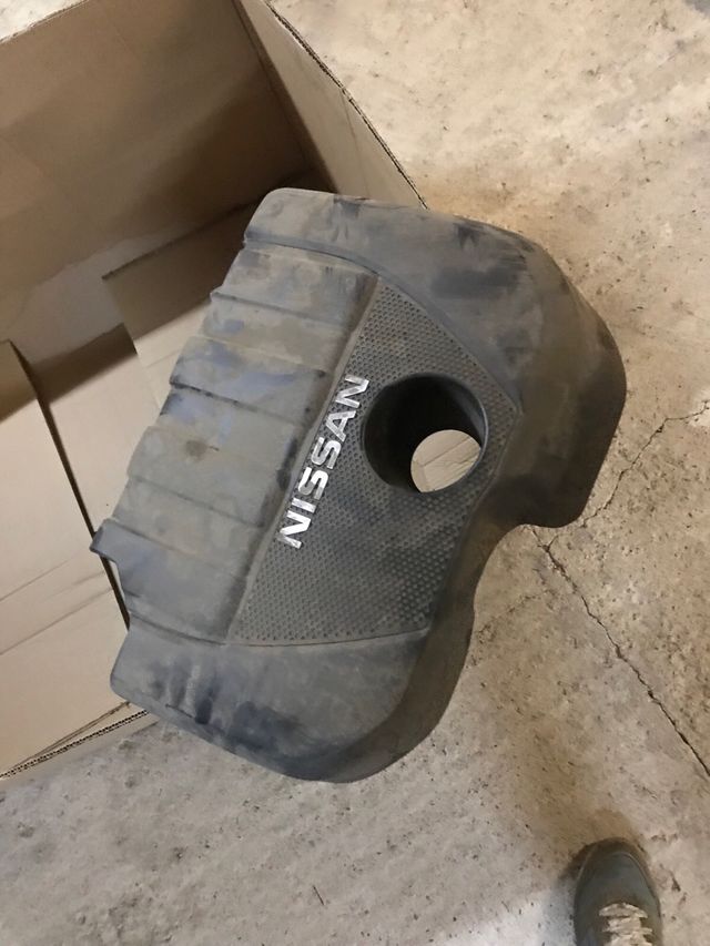 Tapa motor. Nissan qashqai