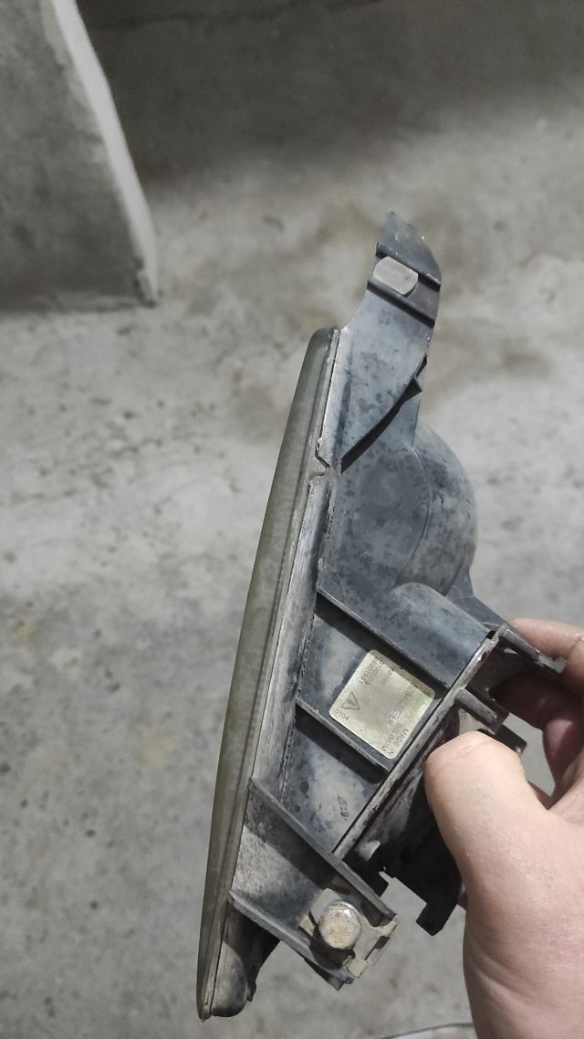 Antinieblas saab 9-5 izquierdo