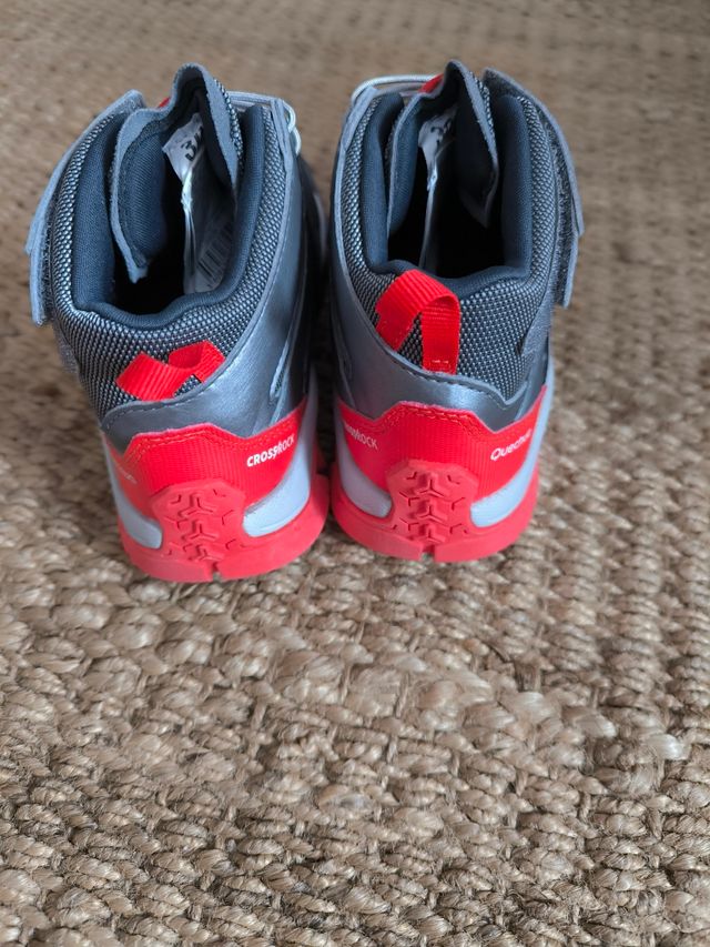 Botas Montaña Trekking Impermeables Talla 30