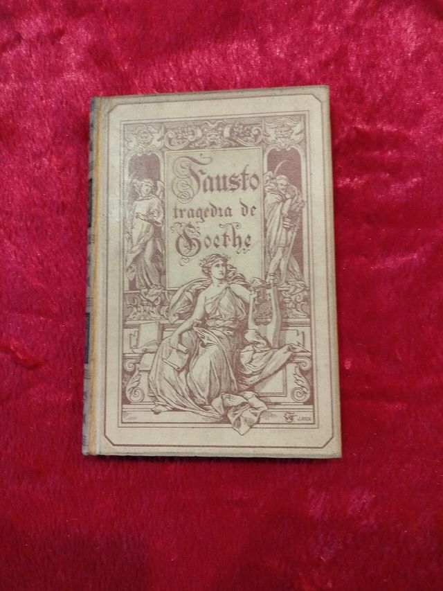 FAUSTO
