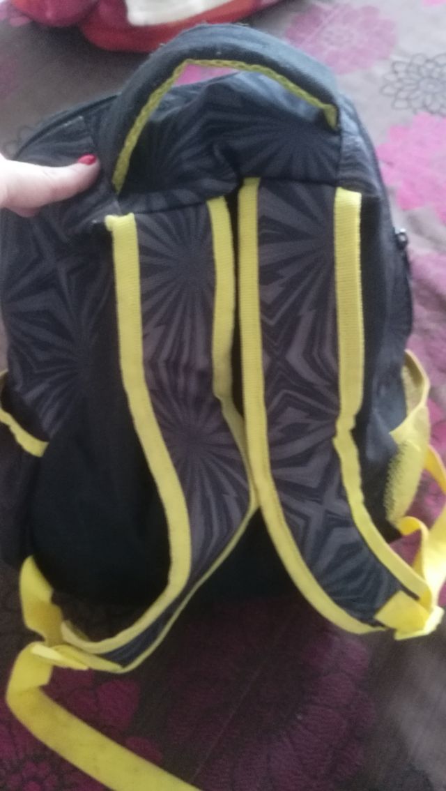 Mochila Picachu