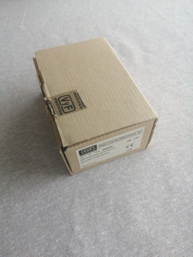 Amplificador para detectores PNP AMDP