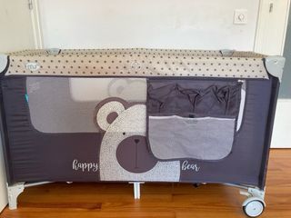 Cuna de viaje by Jane