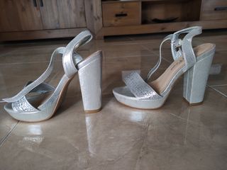Sandalias de tacón plata