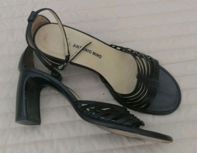 Sandalias tacon Antonio Miró