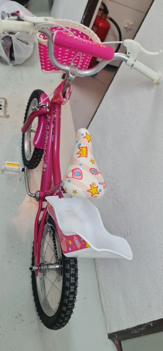 BICICLETA Y PATINETE NIÑA