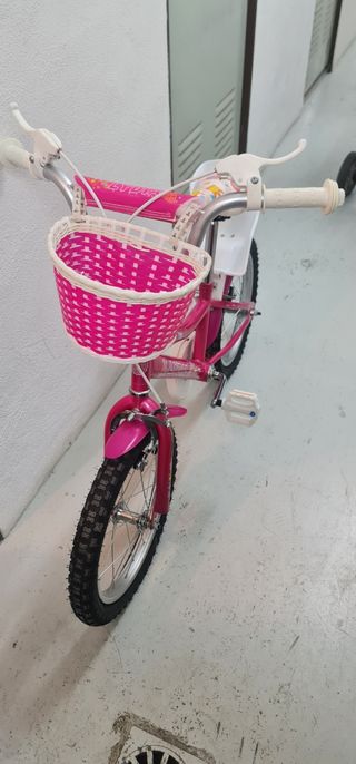 BICICLETA Y PATINETE NIÑA