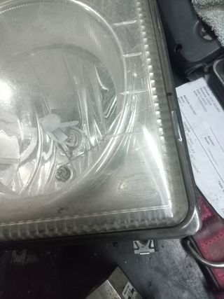 Faro delantero camión Renault Magnum