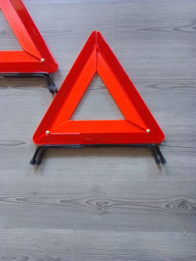 Triángulos de coche de emergencias