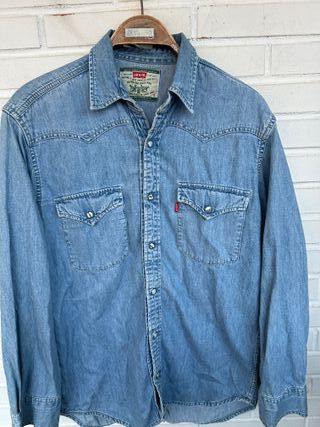 VINTAGE camisa azul vaquera LEVIS talla S
