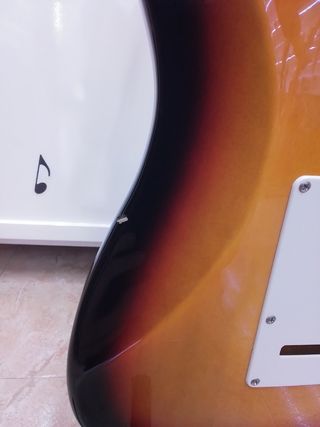 Guitarra eléctrica Aria zurda