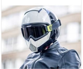 Casco moto huqvarna