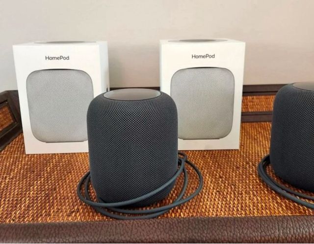 Pareja de Homepod de primera generación