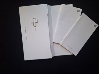 XIAOMI mi9 SE 128 GB (EN MUY BUEN ESTADO)