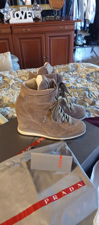Zapatos Prada 