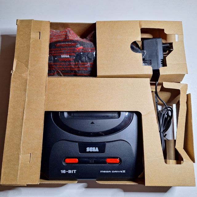 Consola Sega Mega Drive 2