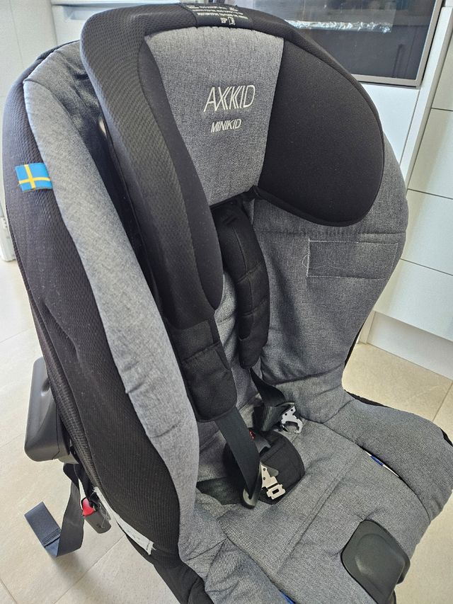 Axkid Minikid contramarcha