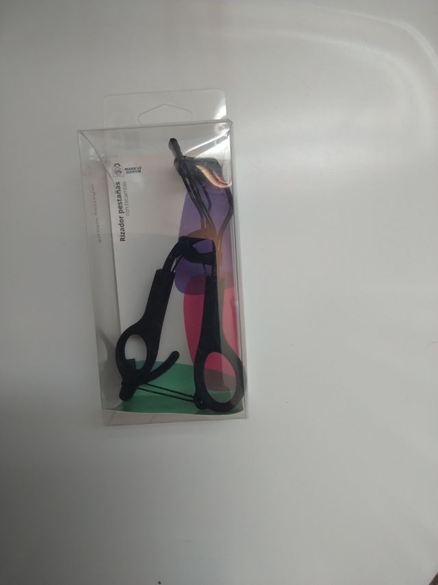 Rizador de pestañas con recambio