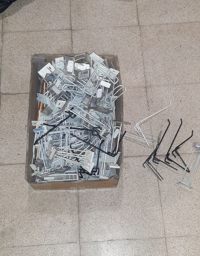 Panel y ganchos expositor