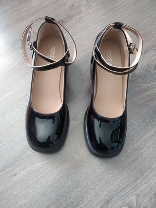 ZAPATOS CHAROL