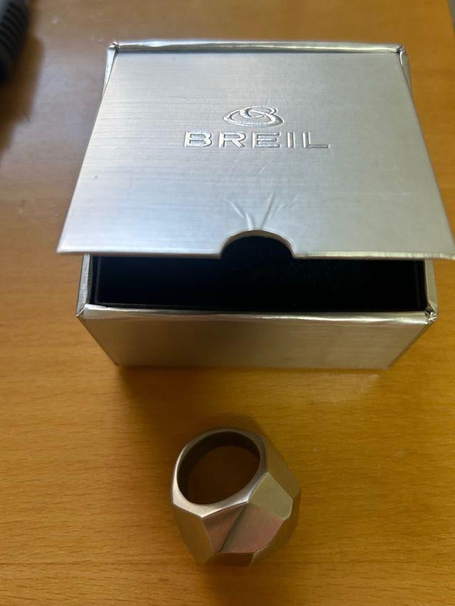 Anillo marca Breil talla 16