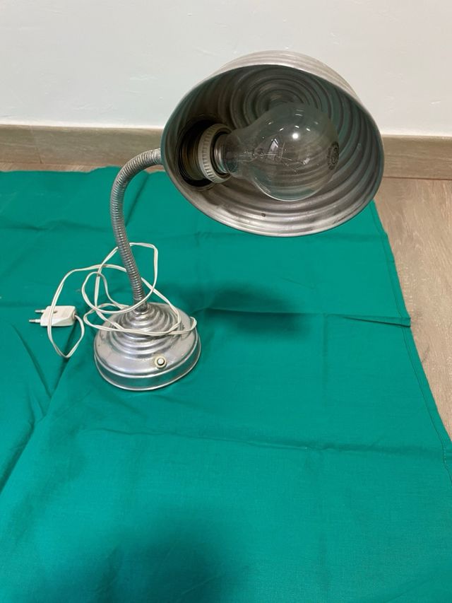 Lampara vintage de mesa