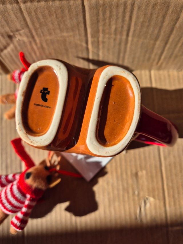 Taza navideña SIN figuritas de renos