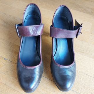 Oferton! Zapatos de piel 39 de salón con plataform