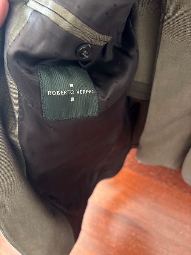 Traje chaqteta verde roberto verino