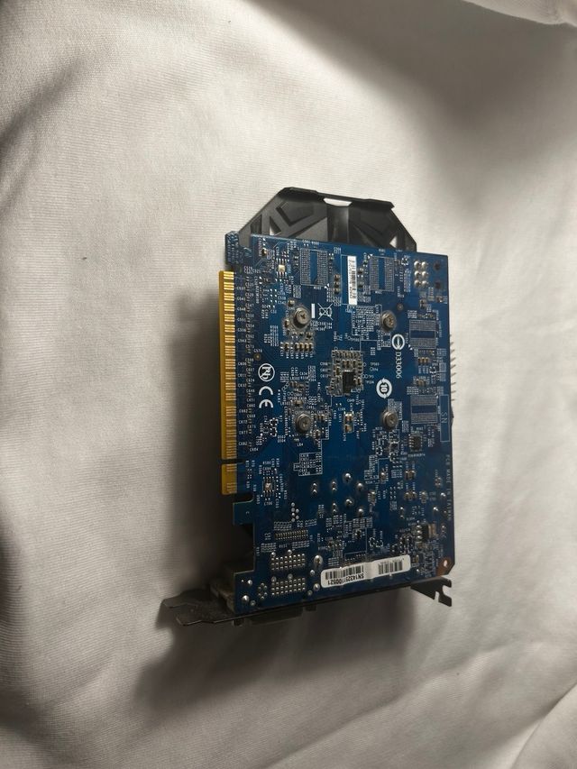 Tajeta Grafica GTX 750 2GB