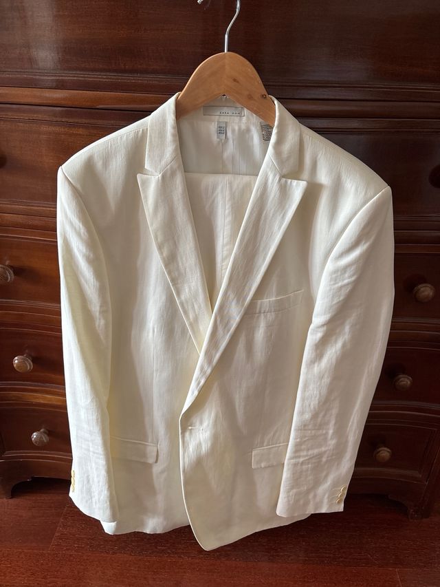 Traje ibicenco blanco Zara T.52